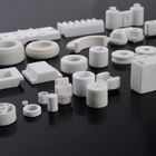 Małe ceramiczne elementy izolatorów steatytowych Wysoka odporność na zużycie sprzętu