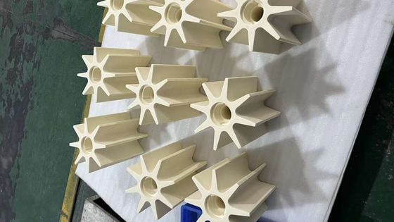 25w/mk Przewodność cieplna Ceramika z tlenkiem aluminium biała / żółta z długą żywotnością