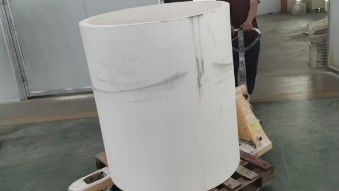 Duże wielkości Aluminiowy tlenek Ceramiczne Rury Wysokiej Czystości W Kopalniach Energia Elektryczna Żelazo I Stali Metallurgia Węgiel Środki chemiczne do przenoszenia cząstek szlifowania