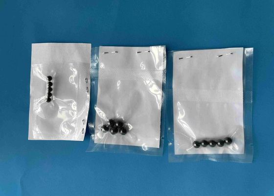 Czarna kulka ceramiczna SI3N4 18-20KV/mm Wytrzymałość dielektryczna