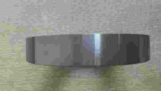 Wysoka powierzchnia Polerowana Ra0.1 Si3N4 Ceramika o wysokiej dokładności wymiarowej nie przylega do metalu i nie powoduje reakcji chemicznej