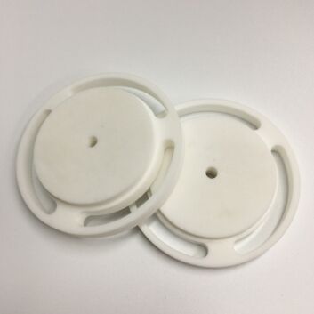 Obrabialność Może być obrabiana standardowymi narzędziami Ceramika Macor z wysoką precyzją obróbki Tolerancja wymiarowa 0,001 mm i współczynnik rozszerzalności cieplnej 72 x 10⁻⁷ °C